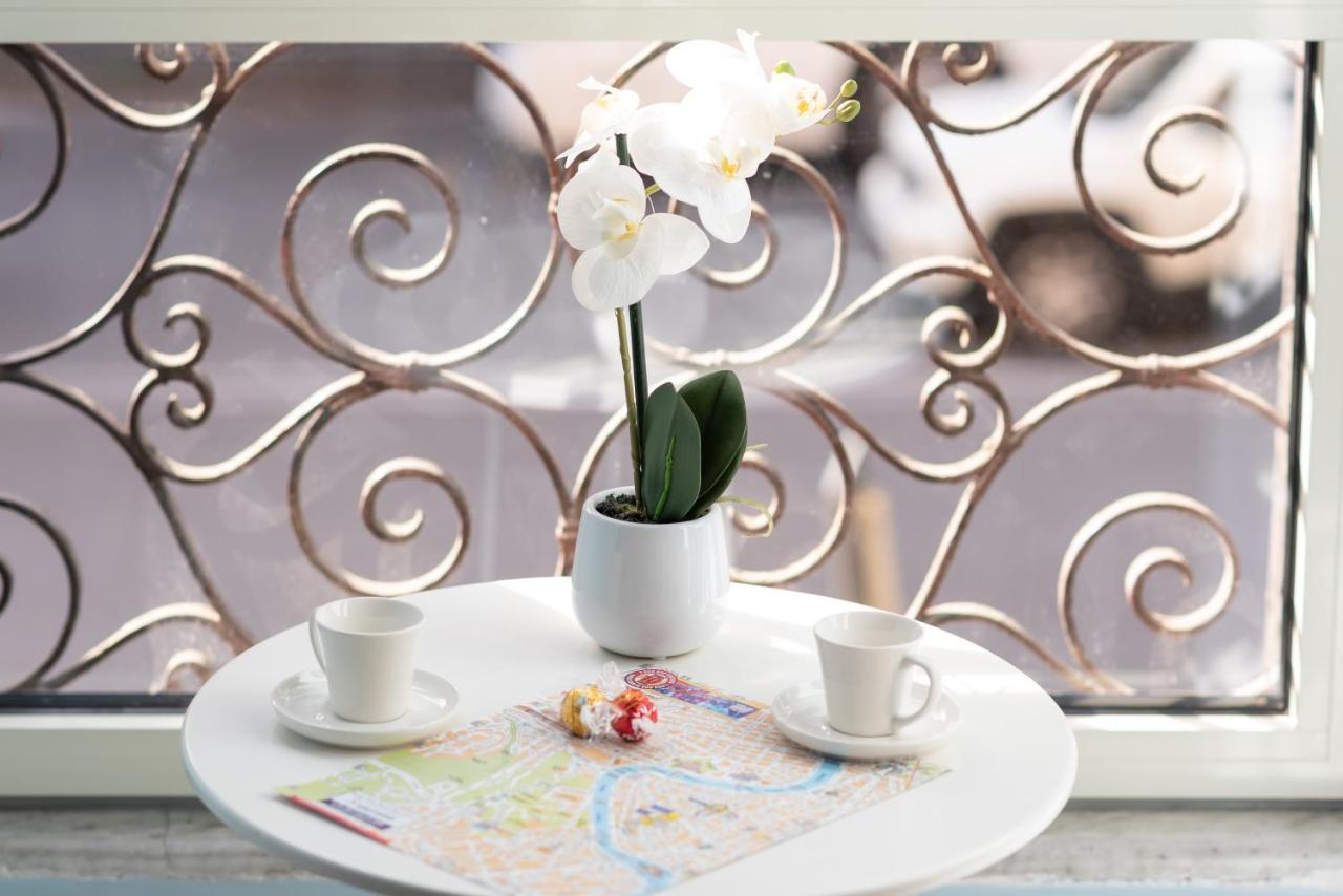 Rhome Hosting Roma Ngoại thất bức ảnh